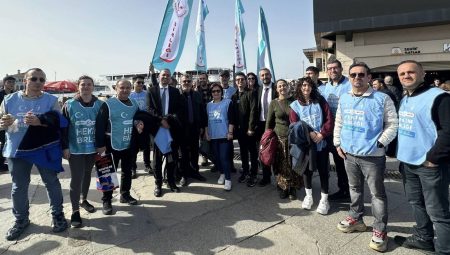 Aile Hekimliği Bir Sekreterya Hizmeti Değildir